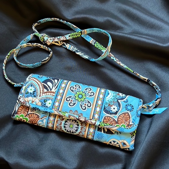 Vera Bradley 2009 Bali Blue Sleek Wallet Crossbody Clutch Purse - Picture 1 of 14